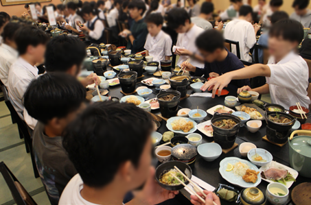 夕食