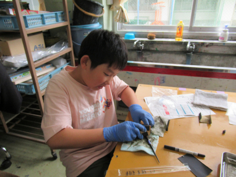箸作りの様子
