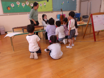 歌おう奏でよう